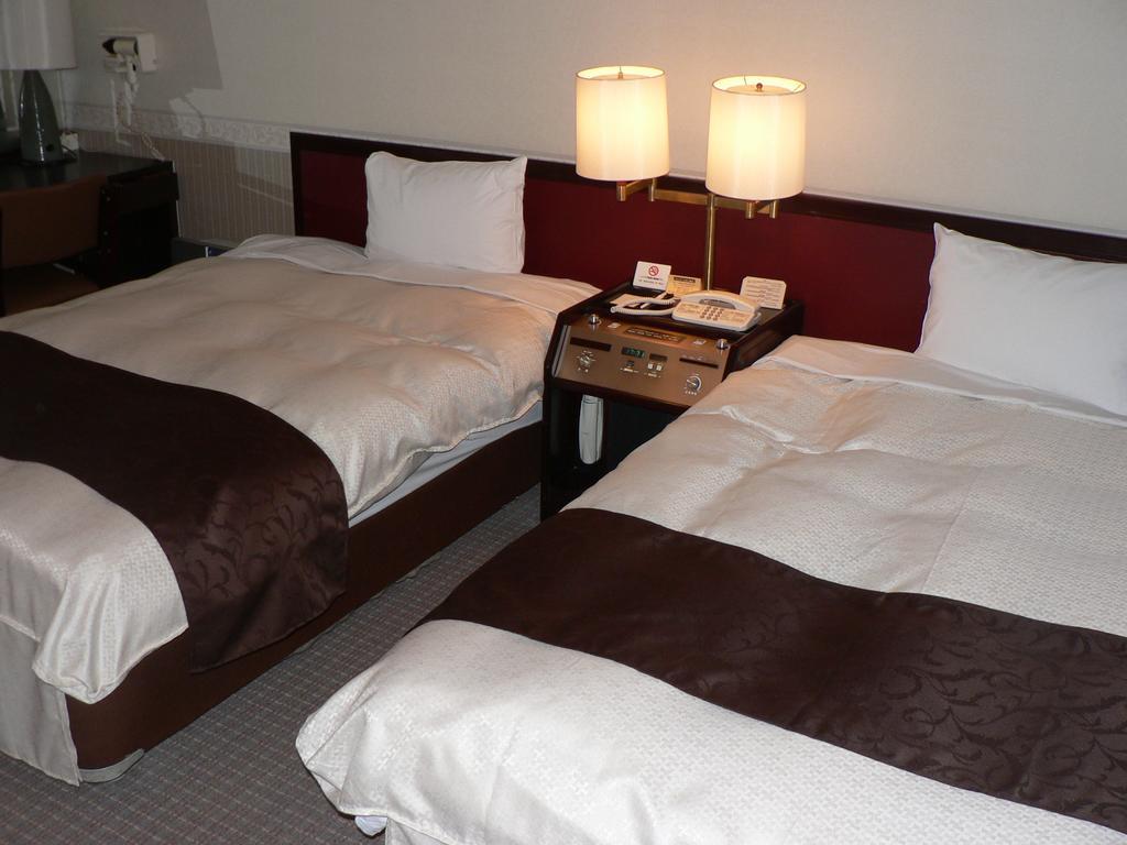 Hiroshima Kokusai Hotel Extérieur photo