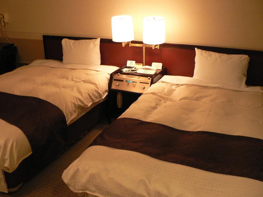 Hiroshima Kokusai Hotel Extérieur photo